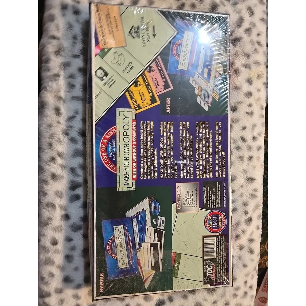 Make-Your-Own-Opoly‎ (PC, 2000)